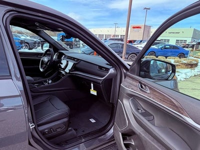 2026 Jeep Grand Cherokee GRAND CHEROKEE L LIMITED RESERVE 4X4