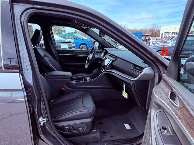 2026 Jeep Grand Cherokee GRAND CHEROKEE L LIMITED RESERVE 4X4