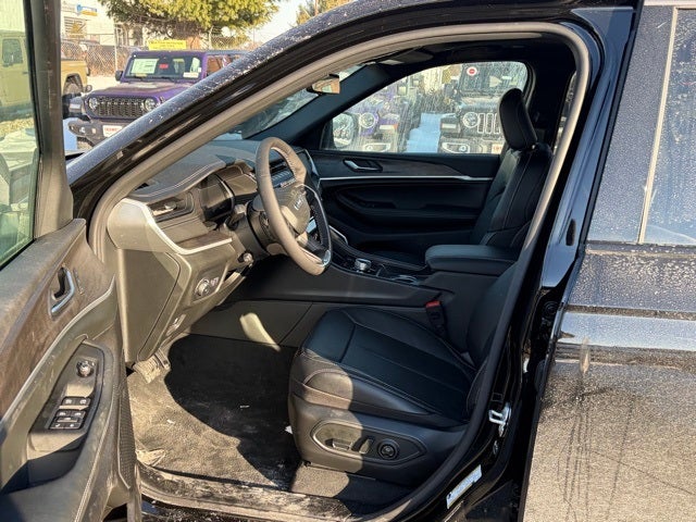 2026 Jeep Grand Cherokee GRAND CHEROKEE L LIMITED RESERVE 4X4