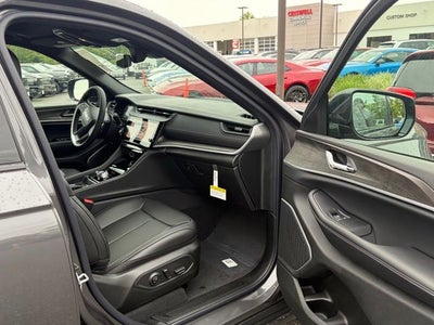 2026 Jeep Grand Cherokee GRAND CHEROKEE L LIMITED 4X4
