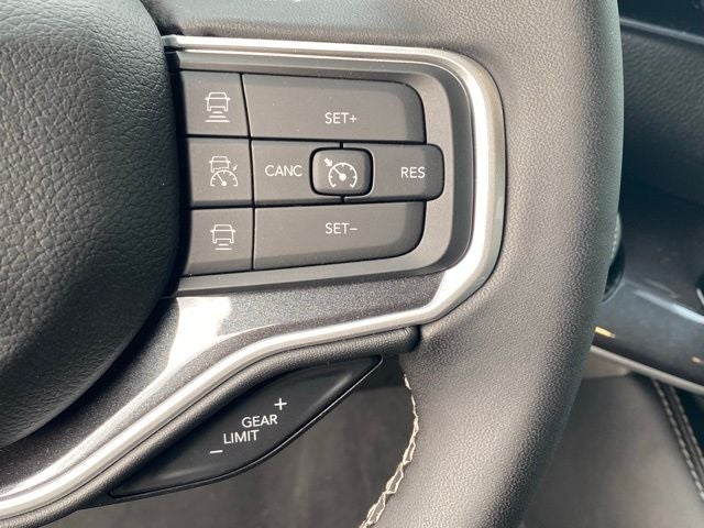 2024 Jeep Wagoneer WAGONEER L 4X4