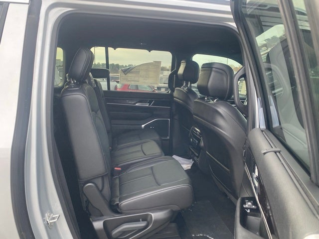 2024 Jeep Wagoneer WAGONEER L 4X4