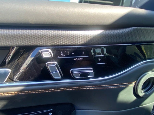 2023 Jeep Grand Wagoneer L Series III