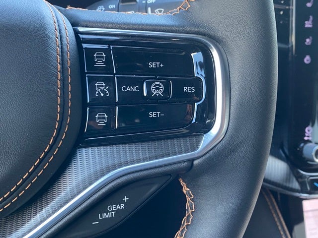 2023 Jeep Grand Wagoneer L Series III