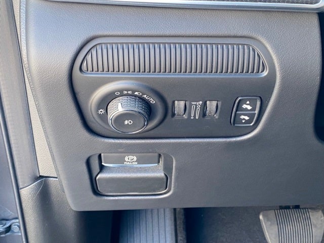 2023 Jeep Grand Wagoneer L Series III