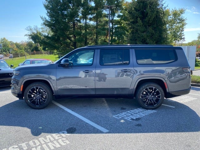 2023 Jeep Grand Wagoneer L Series III