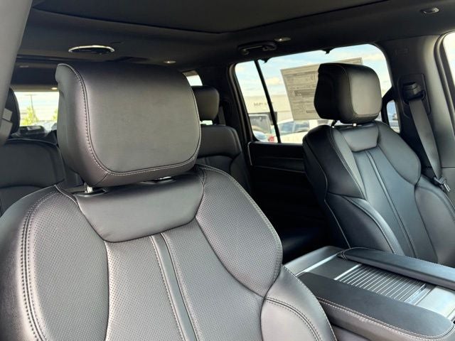 2026 Jeep Grand Wagoneer GRAND WAGONEER LIMITED RESERVE 4X4