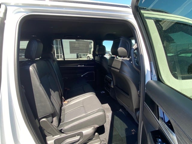 2023 Jeep Wagoneer Series III