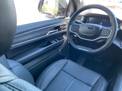 2023 Jeep Wagoneer Series III