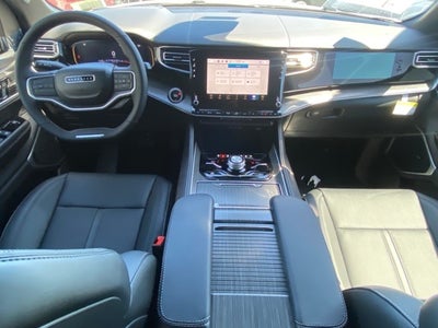 2023 Jeep Wagoneer Series III