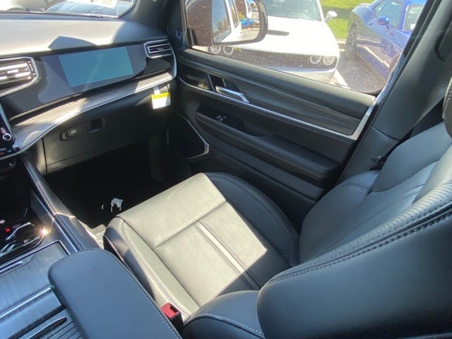 2023 Jeep Wagoneer Series III