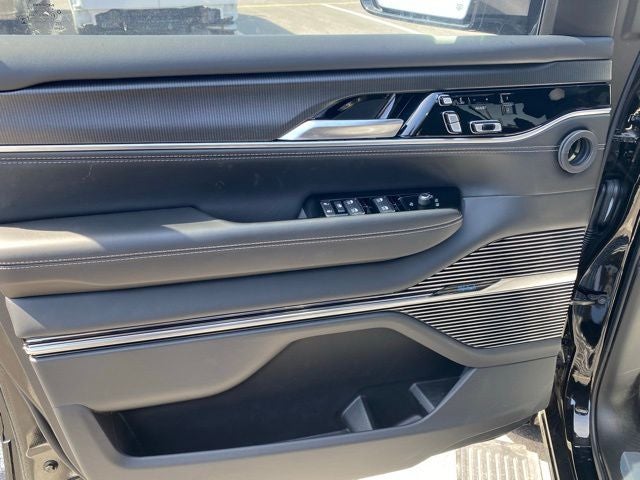 2024 Jeep Grand Wagoneer Series II