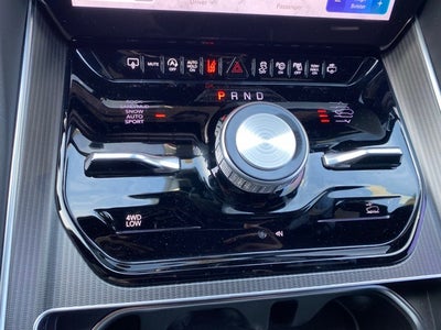 2024 Jeep Grand Wagoneer Series II