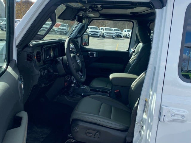 2026 Jeep Gladiator GLADIATOR MOJAVE X 4X4