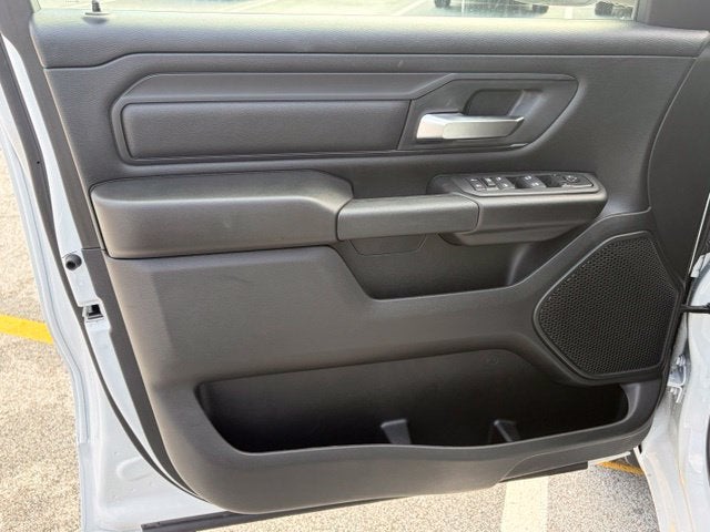 2027 RAM Ram 1500 RAM 1500 TRADESMAN QUAD CAB 4X2 6'4' BOX