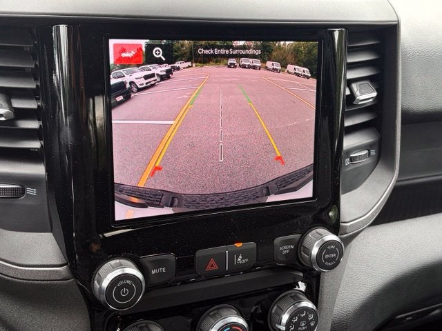 2027 RAM Ram 1500 RAM 1500 TRADESMAN QUAD CAB 4X2 6'4' BOX