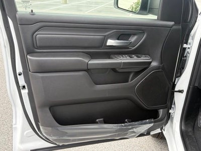 2026 RAM Ram 1500 RAM 1500 EXPRESS QUAD CAB 4X4 6'4' BOX