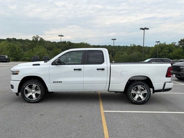 2026 RAM Ram 1500 RAM 1500 EXPRESS QUAD CAB 4X4 6'4' BOX