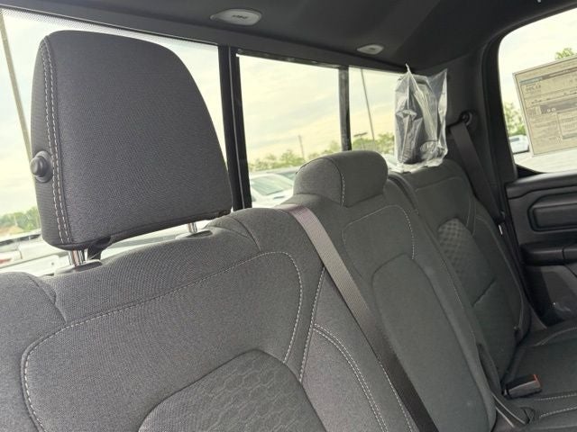 2026 RAM Ram 1500 RAM 1500 EXPRESS QUAD CAB 4X4 6'4' BOX