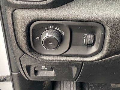 2026 RAM Ram 1500 RAM 1500 TRADESMAN QUAD CAB 4X2 6'4' BOX