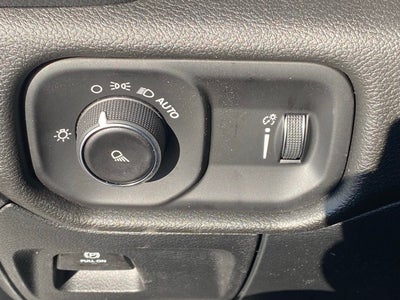 2026 RAM Ram 1500 RAM 1500 TRADESMAN QUAD CAB 4X2 6'4' BOX