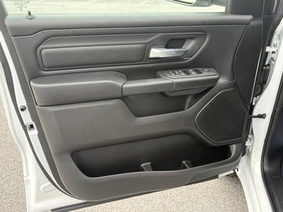 2026 RAM Ram 1500 RAM 1500 EXPRESS QUAD CAB 4X2 6'4' BOX