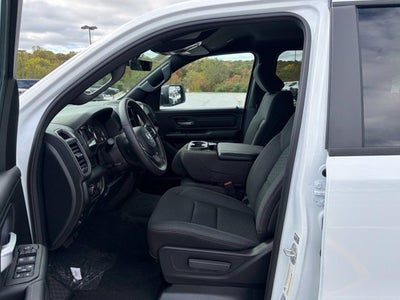 2027 RAM Ram 1500 RAM 1500 TRADESMAN QUAD CAB 4X4 6'4' BOX