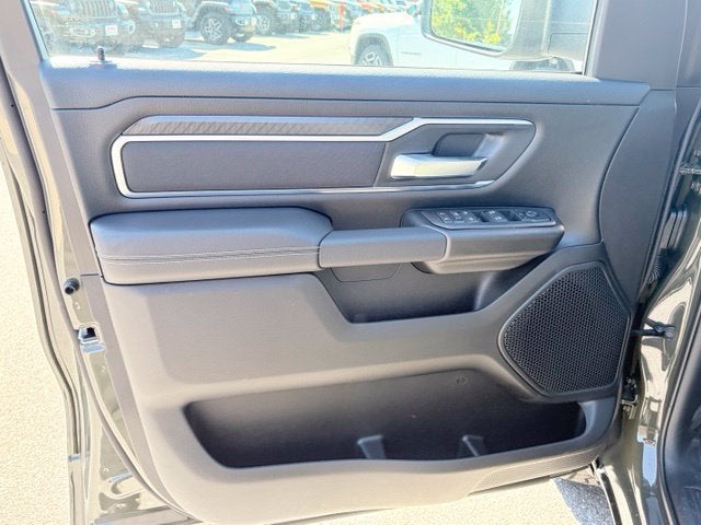 2027 RAM Ram 1500 RAM 1500 BIG HORN CREW CAB 4X4 5'7' BOX