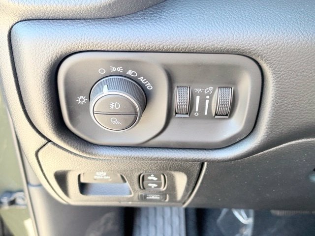2027 RAM Ram 1500 RAM 1500 BIG HORN CREW CAB 4X4 5'7' BOX