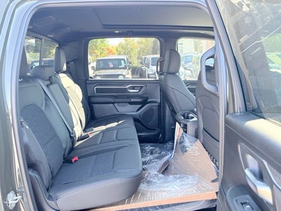 2027 RAM Ram 1500 RAM 1500 BIG HORN CREW CAB 4X4 5'7' BOX