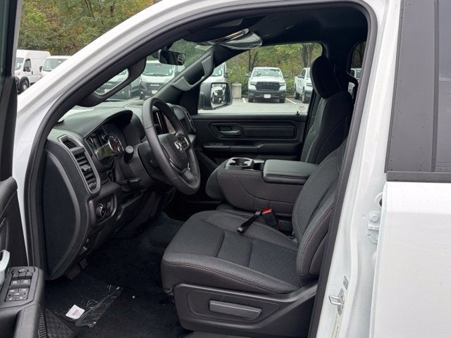 2027 RAM Ram 1500 RAM 1500 TRADESMAN CREW CAB 4X4 5'7' BOX