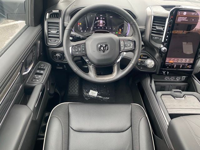 2026 RAM Ram 1500 RAM 1500 LIMITED CREW CAB 4X4 5'7' BOX