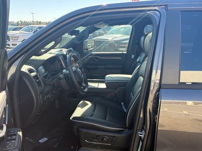 2027 RAM Ram 1500 RAM 1500 LIMITED CREW CAB 4X4 5'7' BOX