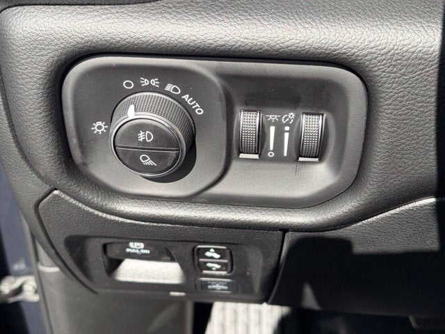 2027 RAM Ram 1500 RAM 1500 LARAMIE CREW CAB 4X4 5'7' BOX