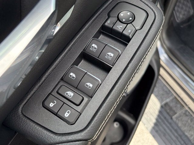 2027 RAM Ram 1500 RAM 1500 LARAMIE CREW CAB 4X4 5'7' BOX