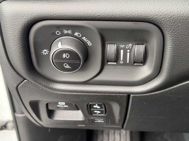 2027 RAM Ram 1500 RAM 1500 LARAMIE CREW CAB 4X4 5'7' BOX