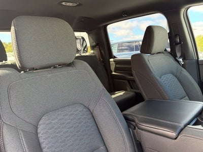 2027 RAM Ram 1500 RAM 1500 TRADESMAN CREW CAB 4X4 6'4' BOX