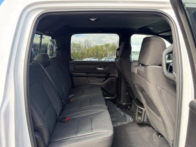 2027 RAM Ram 1500 RAM 1500 TRADESMAN CREW CAB 4X4 6'4' BOX
