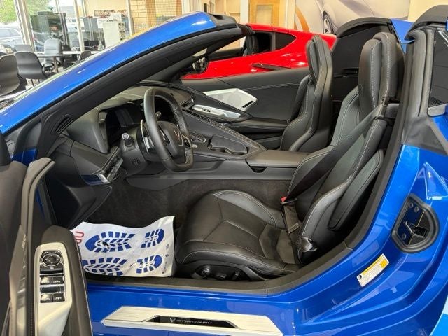 2022 Chevrolet Corvette Stingray RWD Convertible 2LT