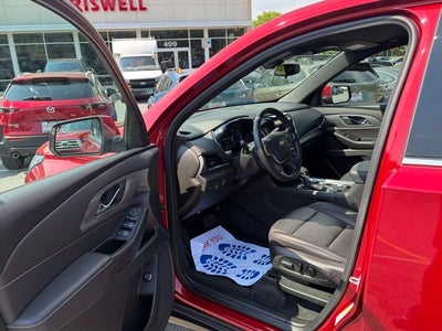 2023 Chevrolet Traverse FWD LT Leather