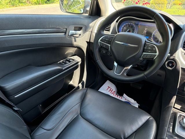2016 Chrysler 300 Limited