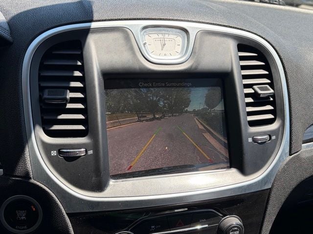 2016 Chrysler 300 Limited