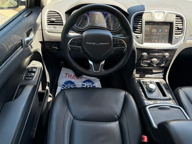 2016 Chrysler 300 Limited