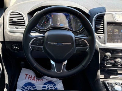 2016 Chrysler 300 Limited