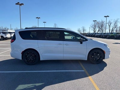 2026 Chrysler Pacifica PACIFICA SELECT