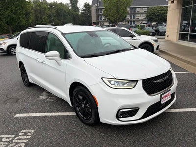 2021 Chrysler Pacifica Touring L