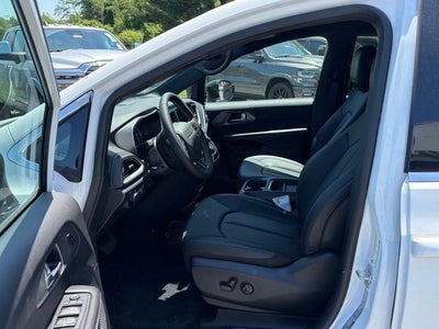 2027 Chrysler Pacifica PACIFICA SELECT