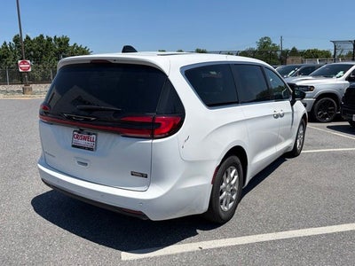 2027 Chrysler Pacifica PACIFICA SELECT