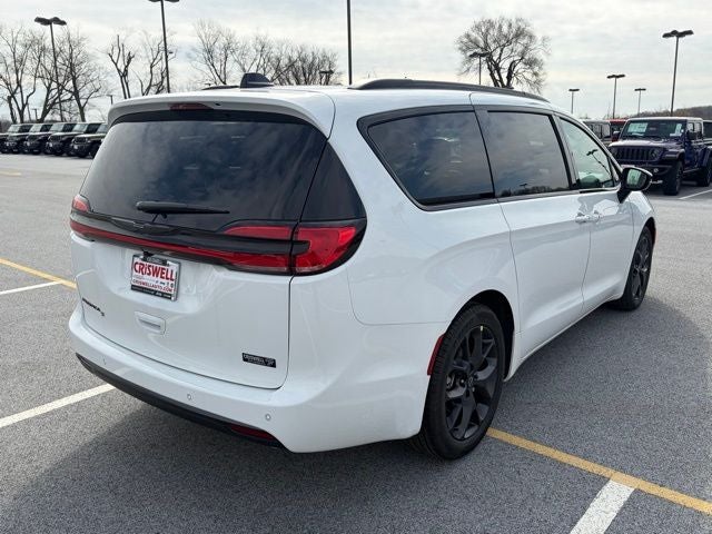 2026 Chrysler Pacifica PACIFICA SELECT