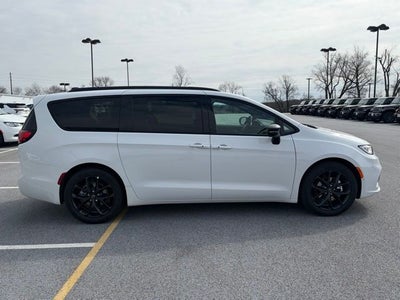 2026 Chrysler Pacifica PACIFICA SELECT